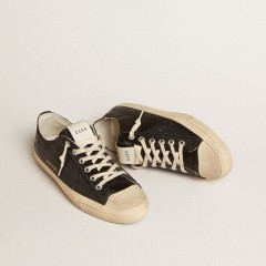 Golden Goose Men's V-Star In Black Nappa Leather With A Black Leather Star