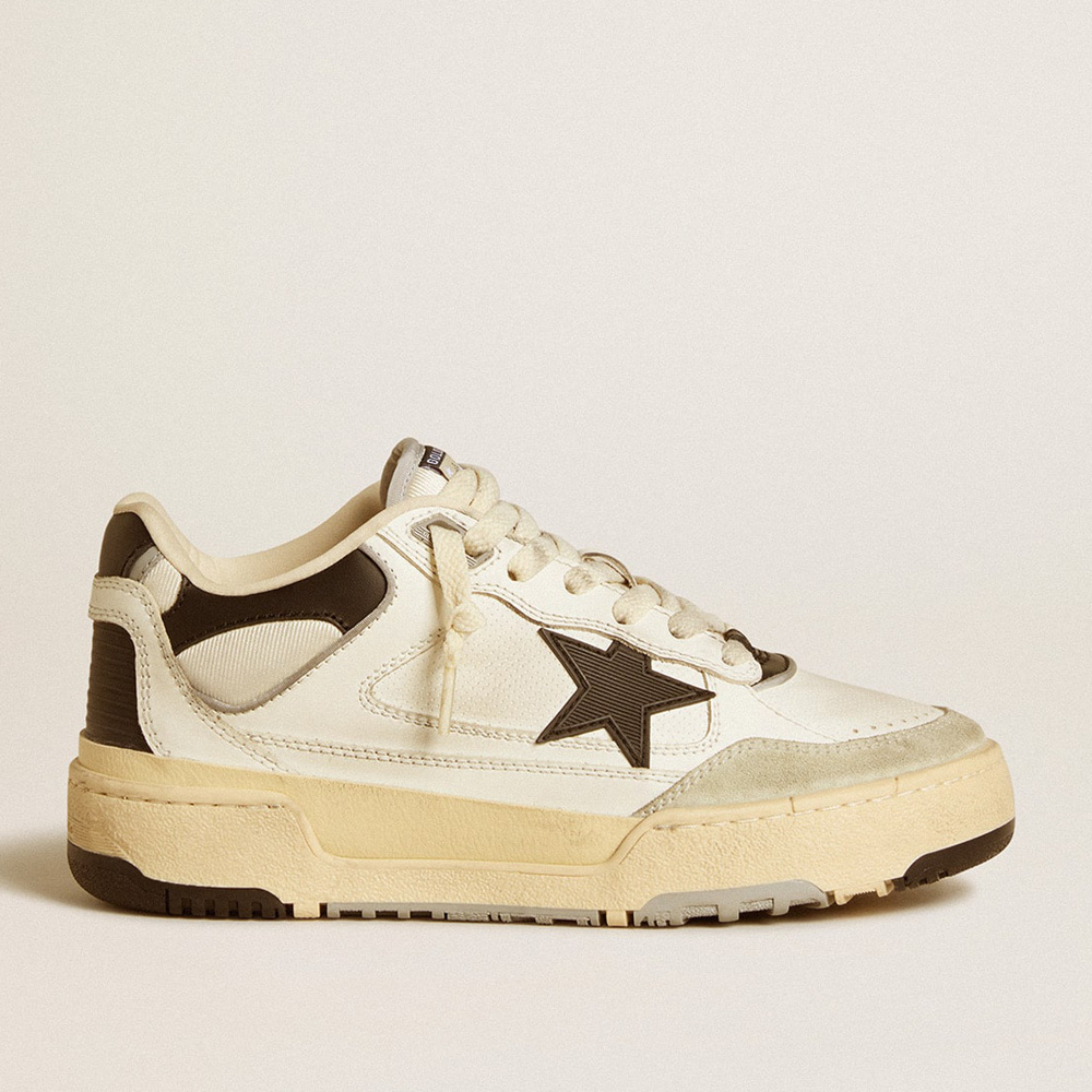 Golden Goose Men's Forty2 With Black Star And Black Leather Heel Tab