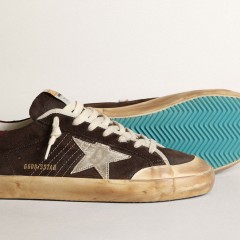 Golden Goose Super-Star Penstar In Brown Suede With A Platinum Star