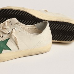 Golden Goose V-Star In Glossy Leather With Green Leather Star