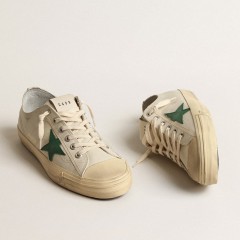 Golden Goose V-Star In Glossy Leather With Green Leather Star