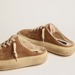 Golden Goose Women's Space-Star Sabot Shoes In Tobacco-colored Suede With Shearling Lining