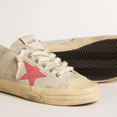 Golden Goose Women's V-Star In Light Gray Canvas With A Red Leather Star